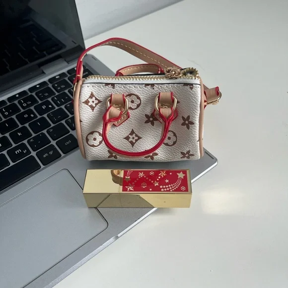 Mini Bag/Keychain Bag - Picture 5 of 5